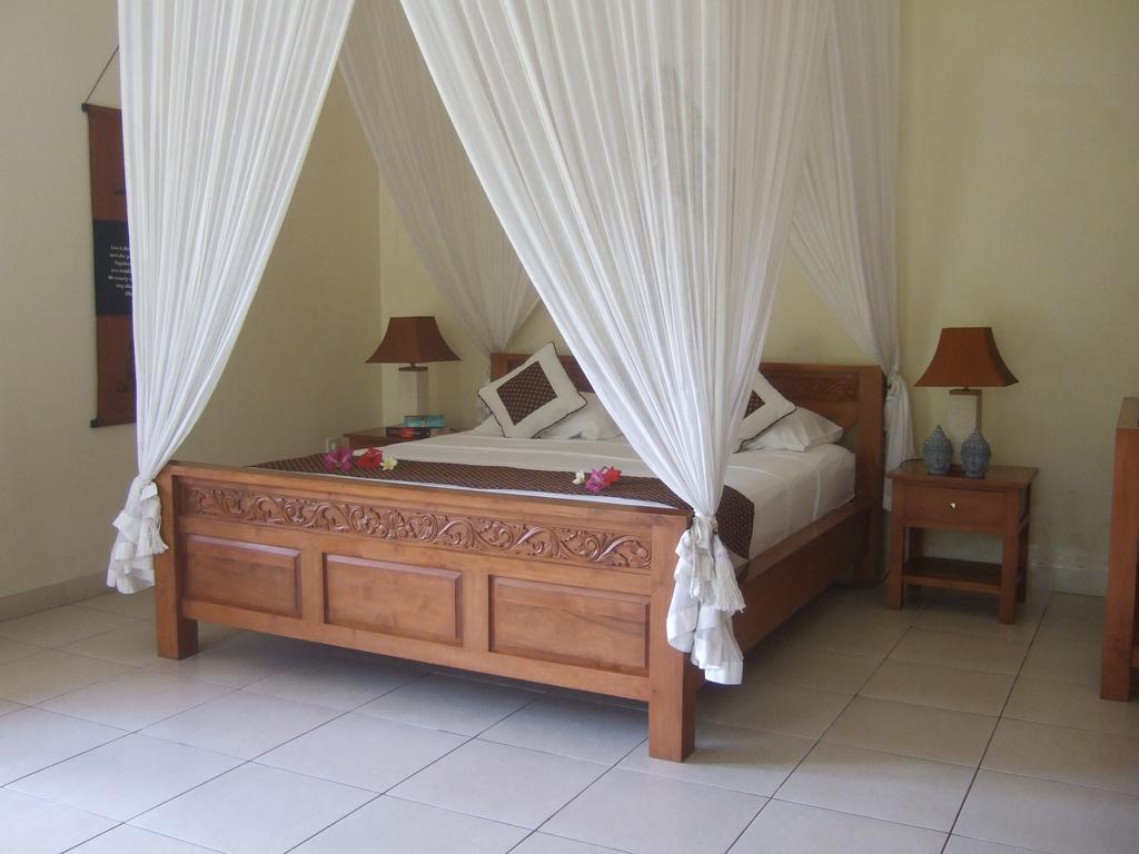 Guesthouse Rumah Senang Kalibaru Bagian luar foto